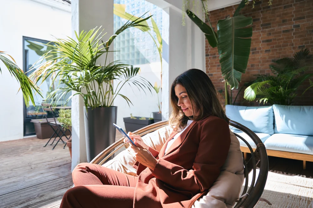 Steuerberater ruft Mandantendaten sicher über das Smartphone von unterwegs ab